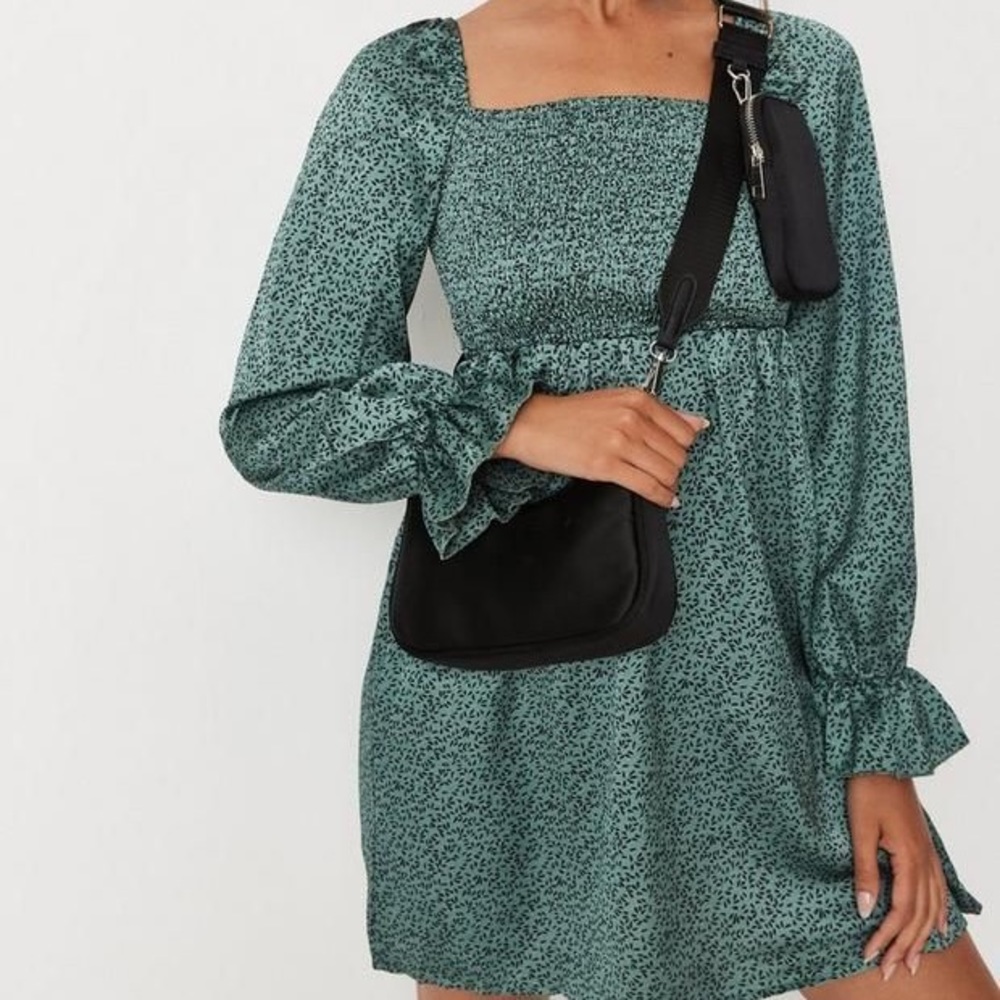 Missguided Green Floral silky mini dress long sleeve Size 4
